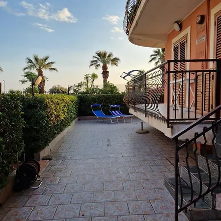 Sound Of The Sea Apartment